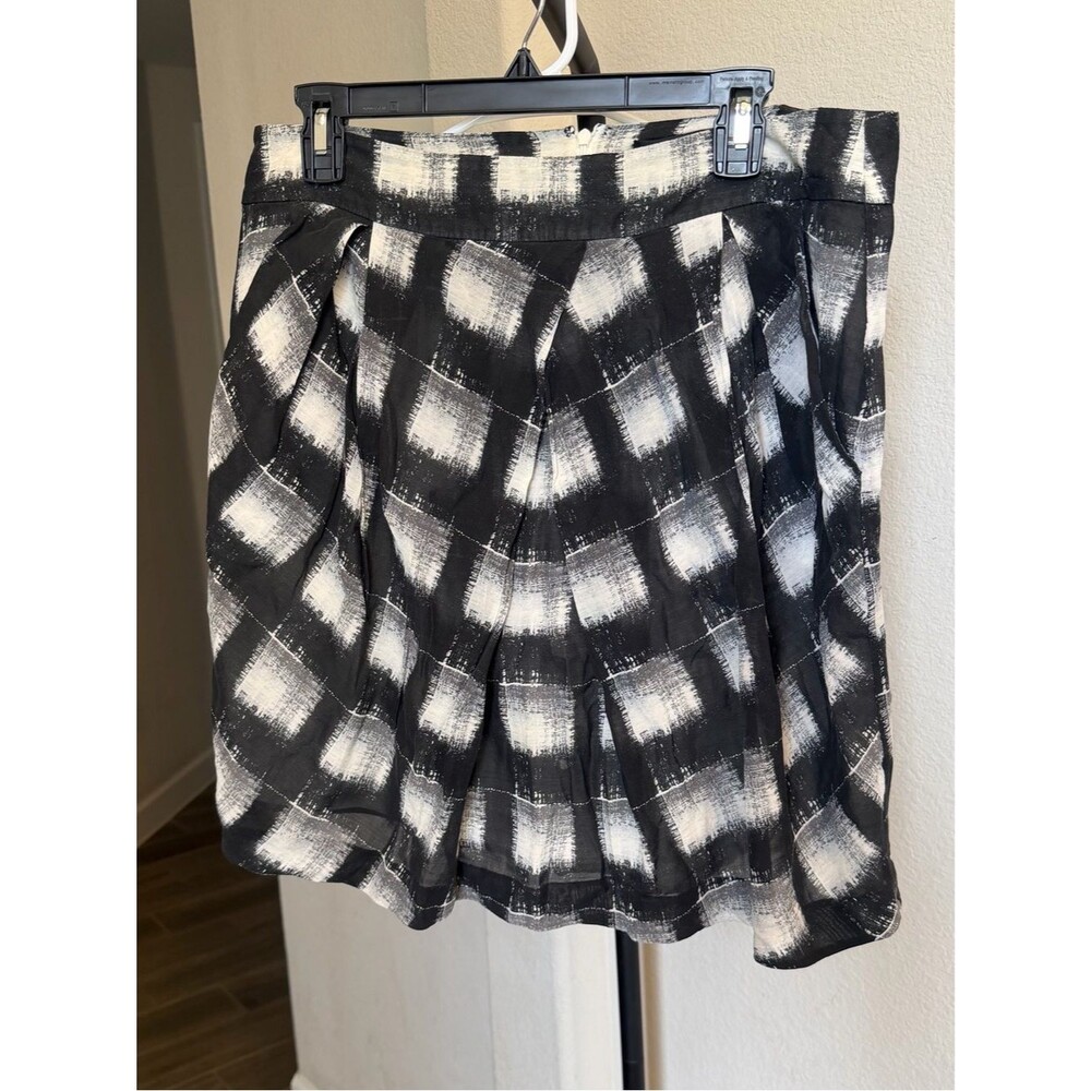 Club Monaco Black & White Silk Plaid Pleated Skirt 10